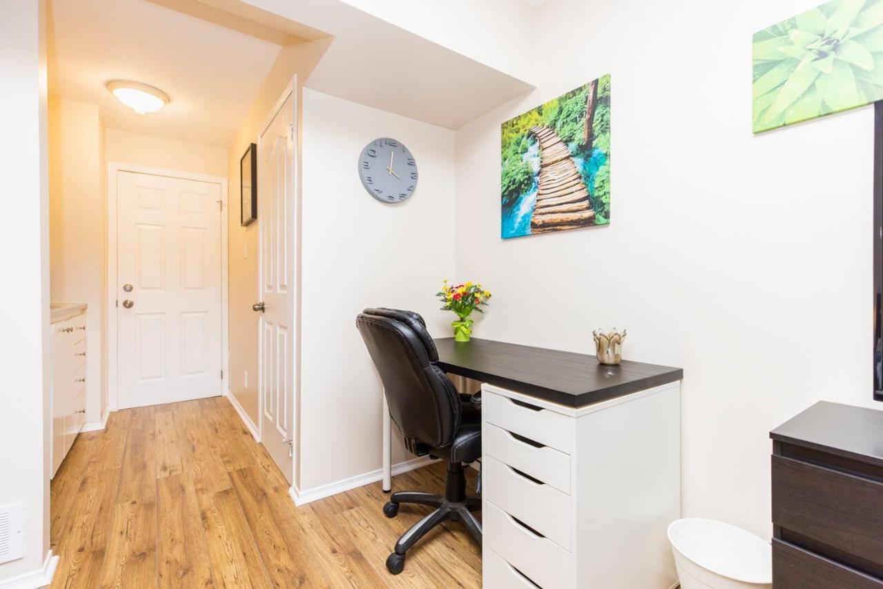 Modern Studio W King Bed - Central Ottawa Exterior foto